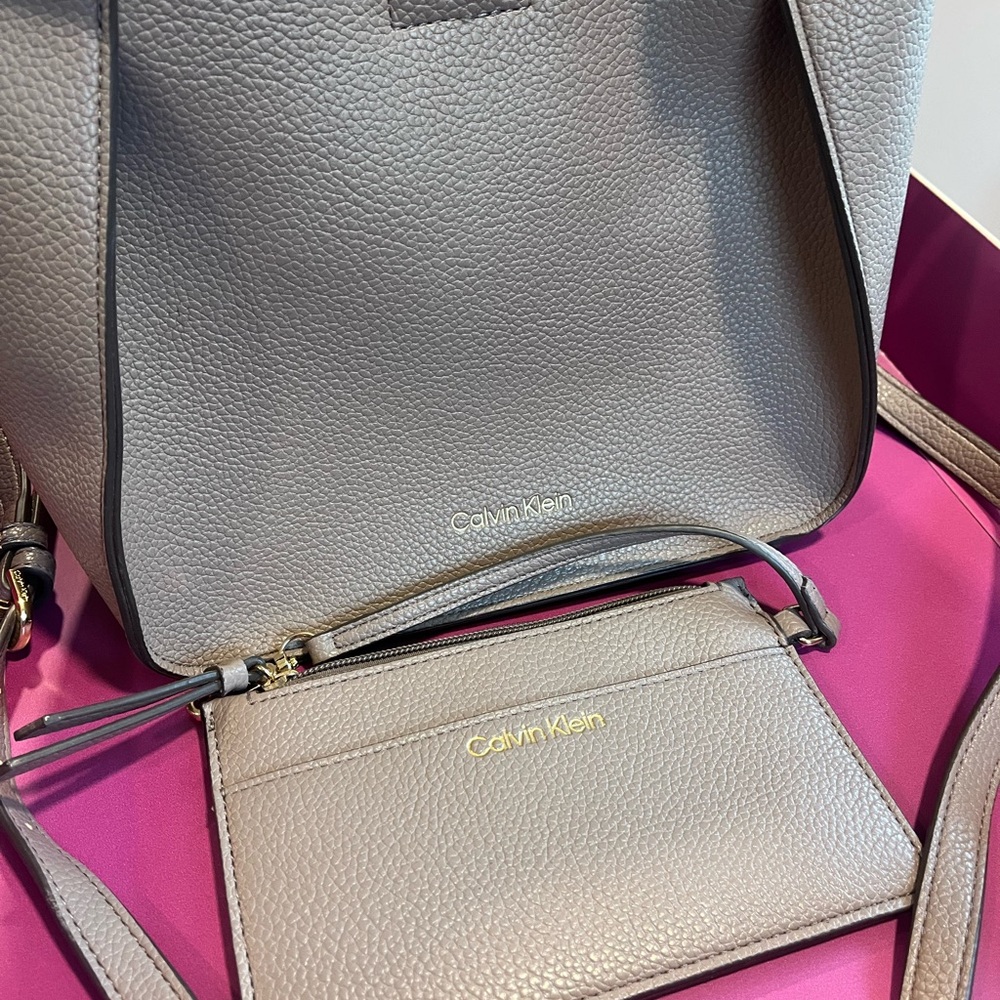 Calvin Klein Estelle Novelty Crossbody, Cocoa - Picture 3 of 5